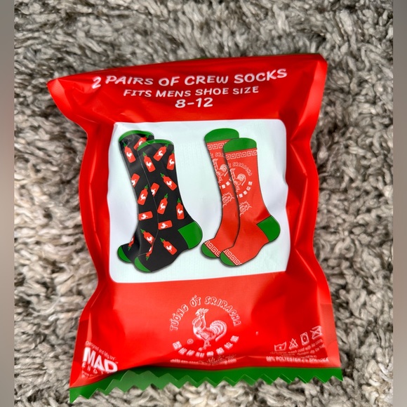 Mad Engine Huy Fong Sriracha crew socks pack - Picture 3 of 4